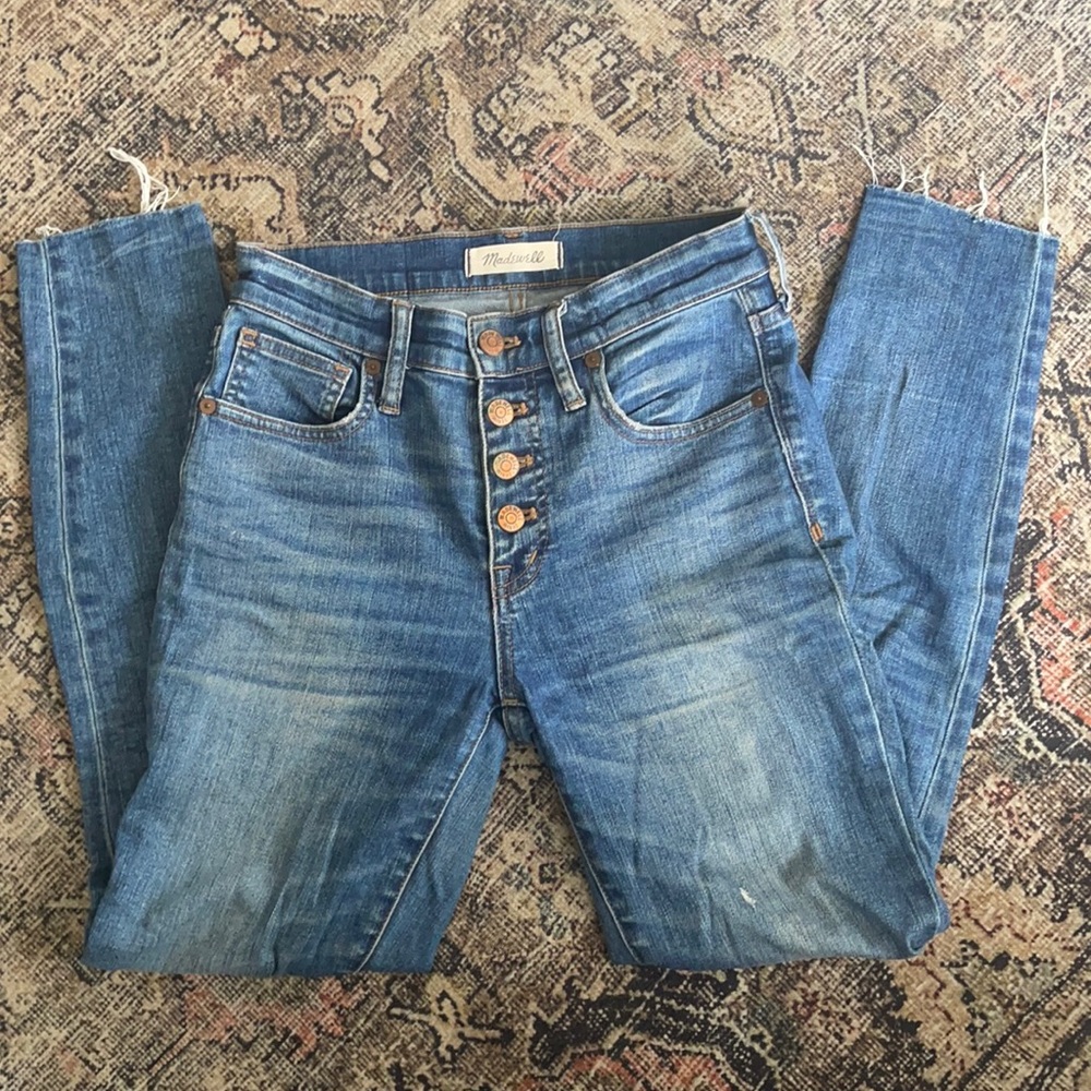 Madewell 9” skinny jeans button fly raw hem size 26